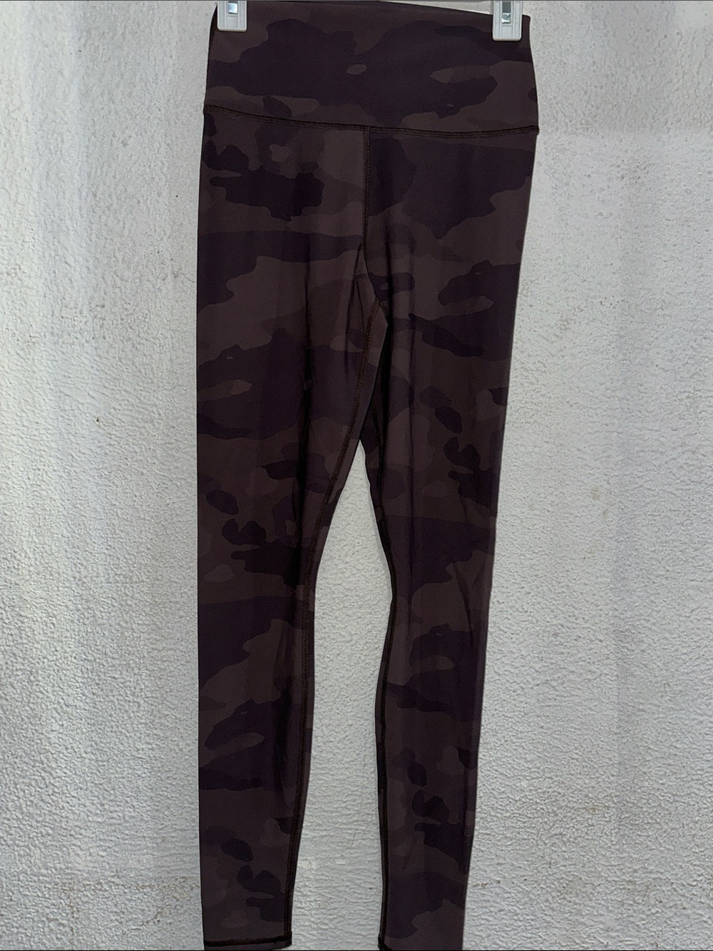 ALO Yoga Dark Brown Camo High-Rise Leggings